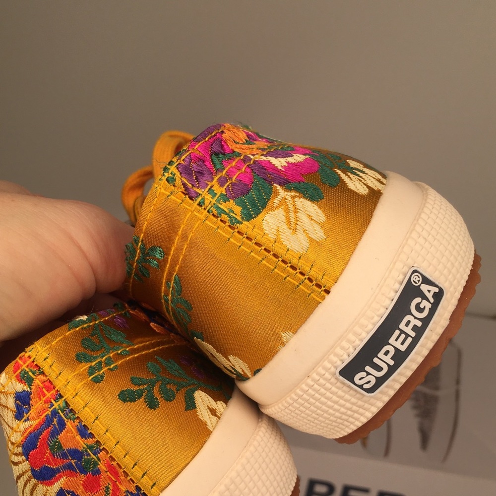 SOLD! Superga Chinoiserie in Mustard 39 Euro Size - Picture 3 of 8